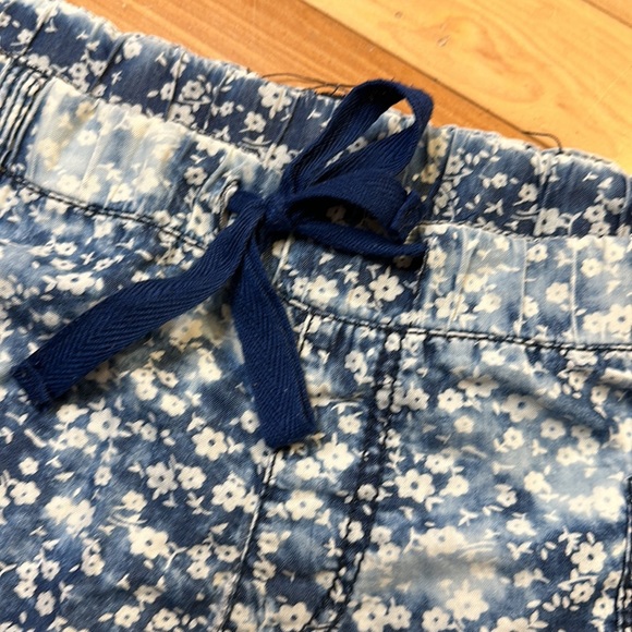 Mossimo shorts - Picture 8 of 8